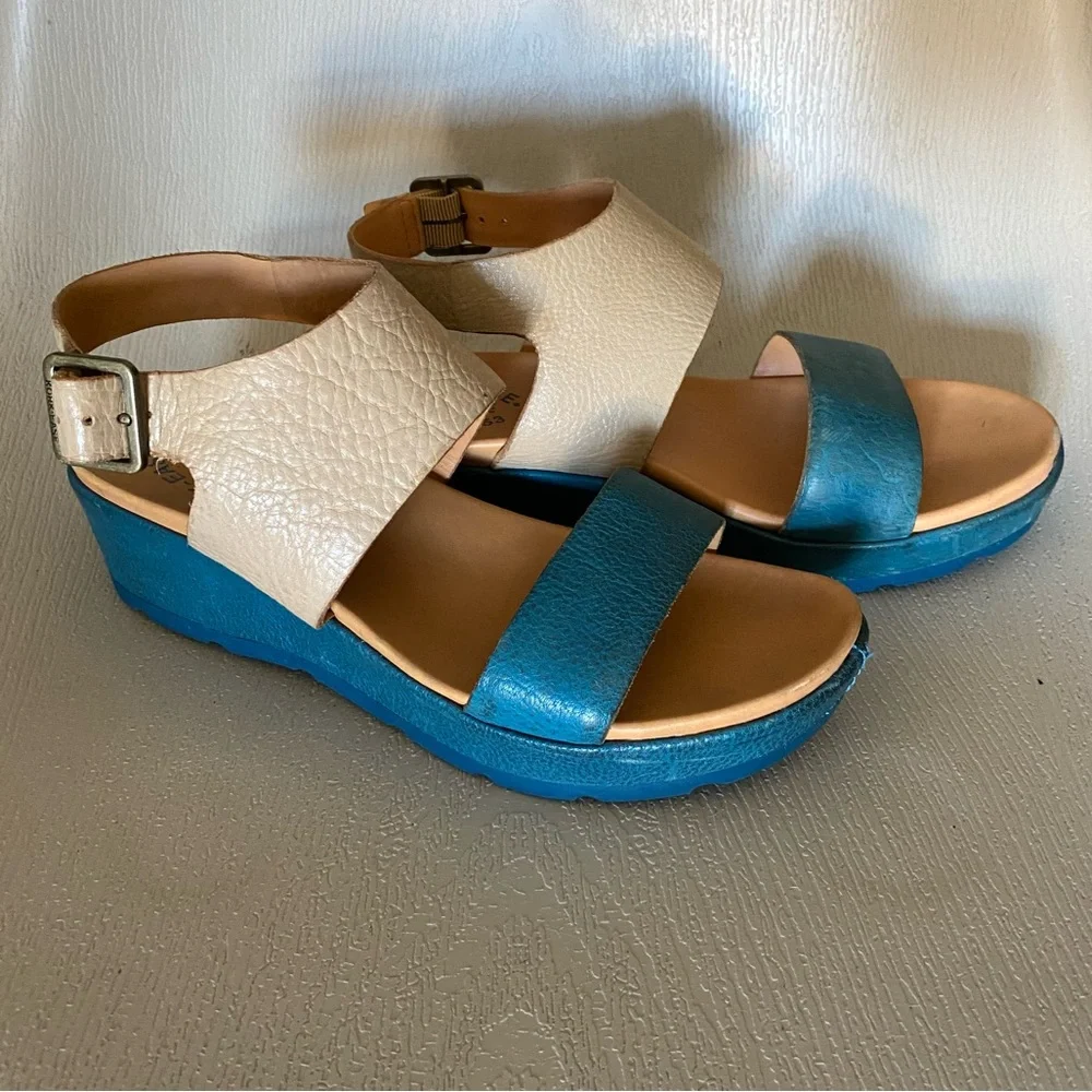 Kork-Ease leather wedge teal blue platform strap buckle sandals 8m
